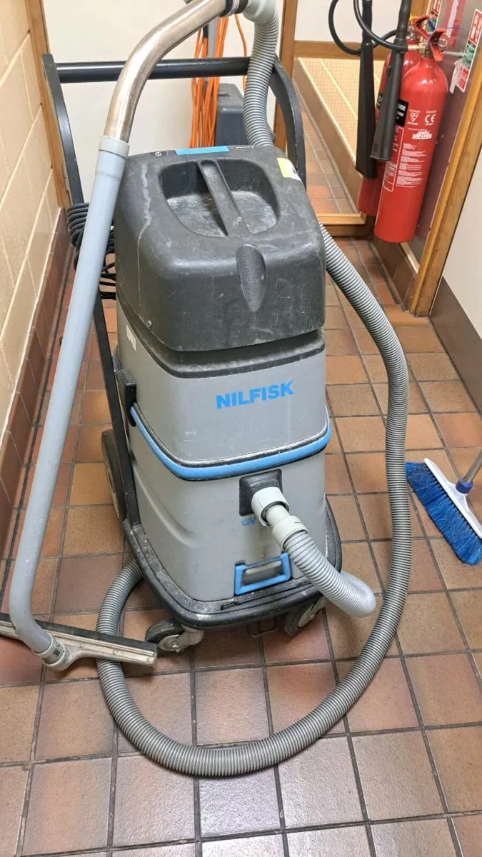 2nd hand industrial floor cleaning - Image 2