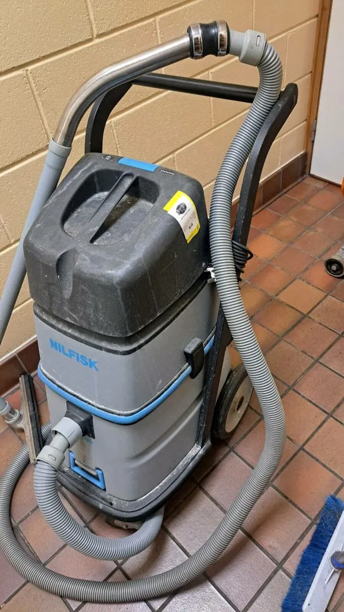 2nd hand industrial floor cleaning - Image 3