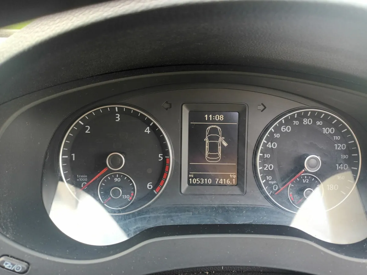 Volkswagen Jetta 2014 with New NCT & Low Mileage - Image 4