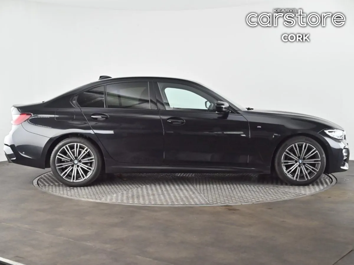 BMW 3 Series 320d Xdrive M Sport Auto - Image 2