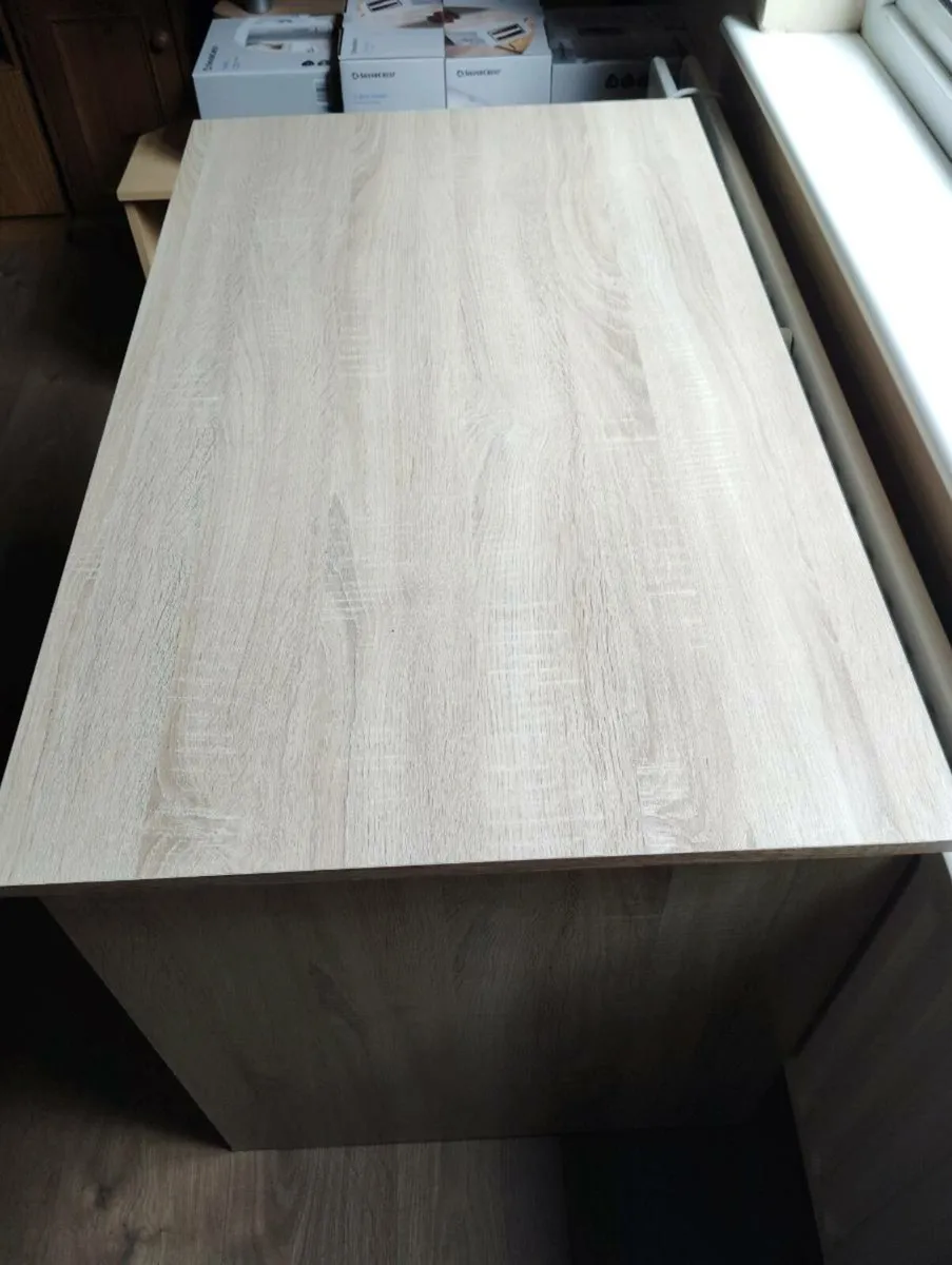Study Desk. - Image 3