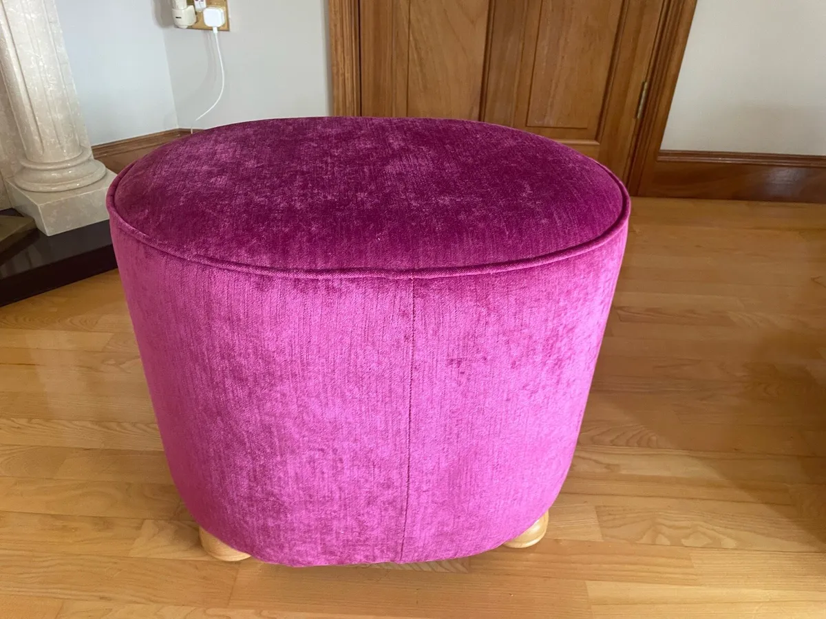 3 Velvet Pouffes - Image 2