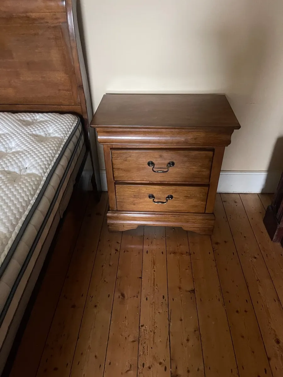solid wood double bed, matress and 2 bedside table - Image 3