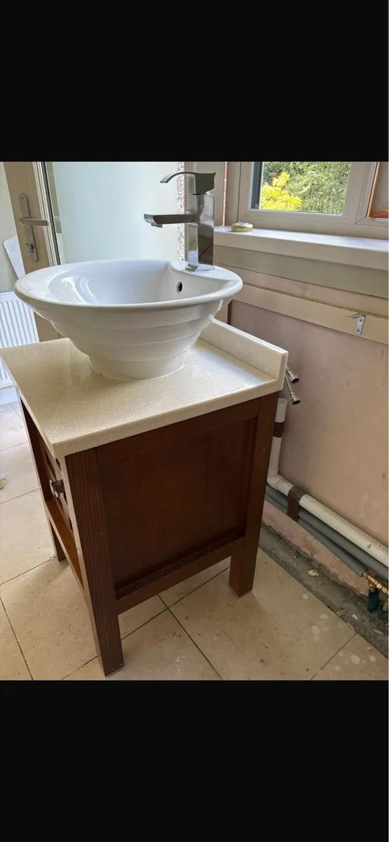 Bathroom Vanity - Image 4