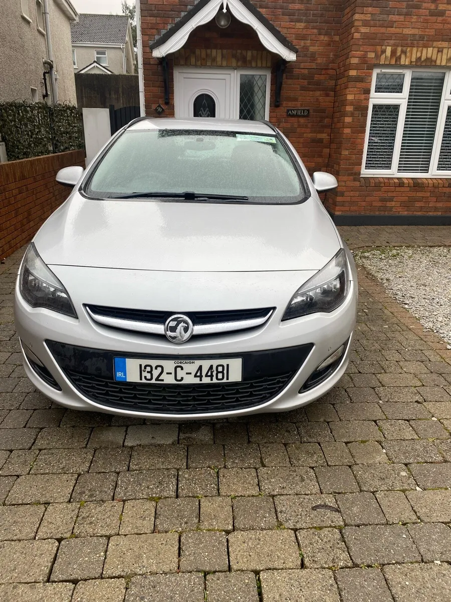 Vauxhall Astra - Image 1