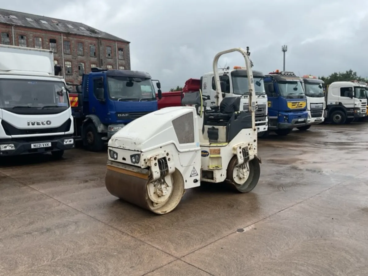 2015 Bomag BW120 AD-5 Double Drum Vibrating Roller - Image 3