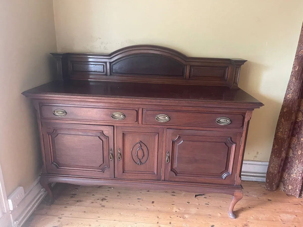 Antique sideboard - Image 2