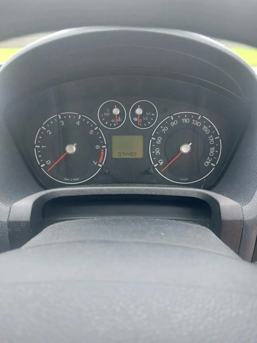 Ford Fiesta - Image 3