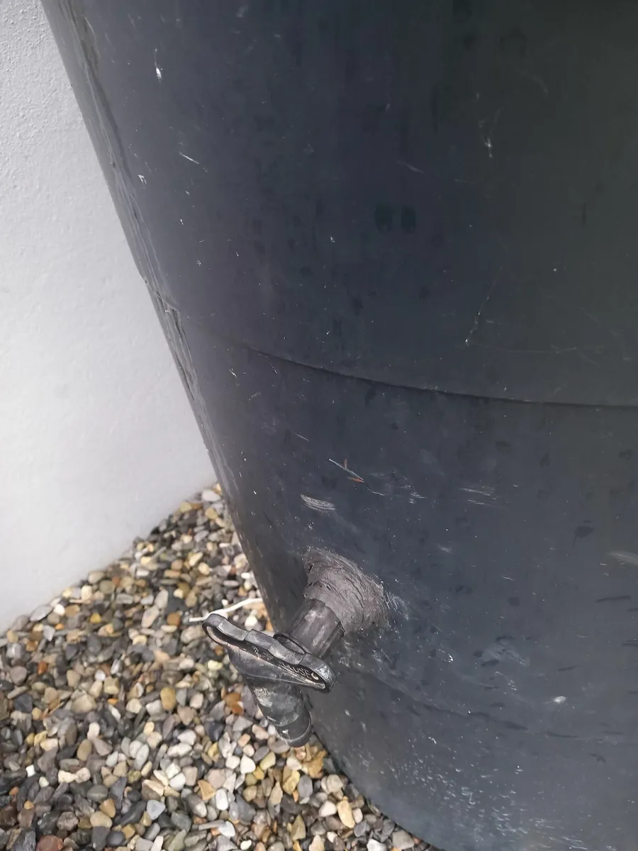 Water butts - Image 2