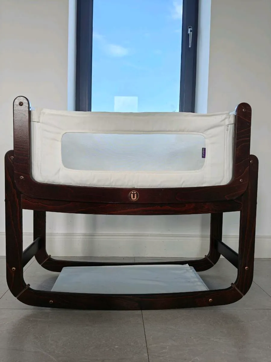 Snuzpod Bedside Crib - Image 1