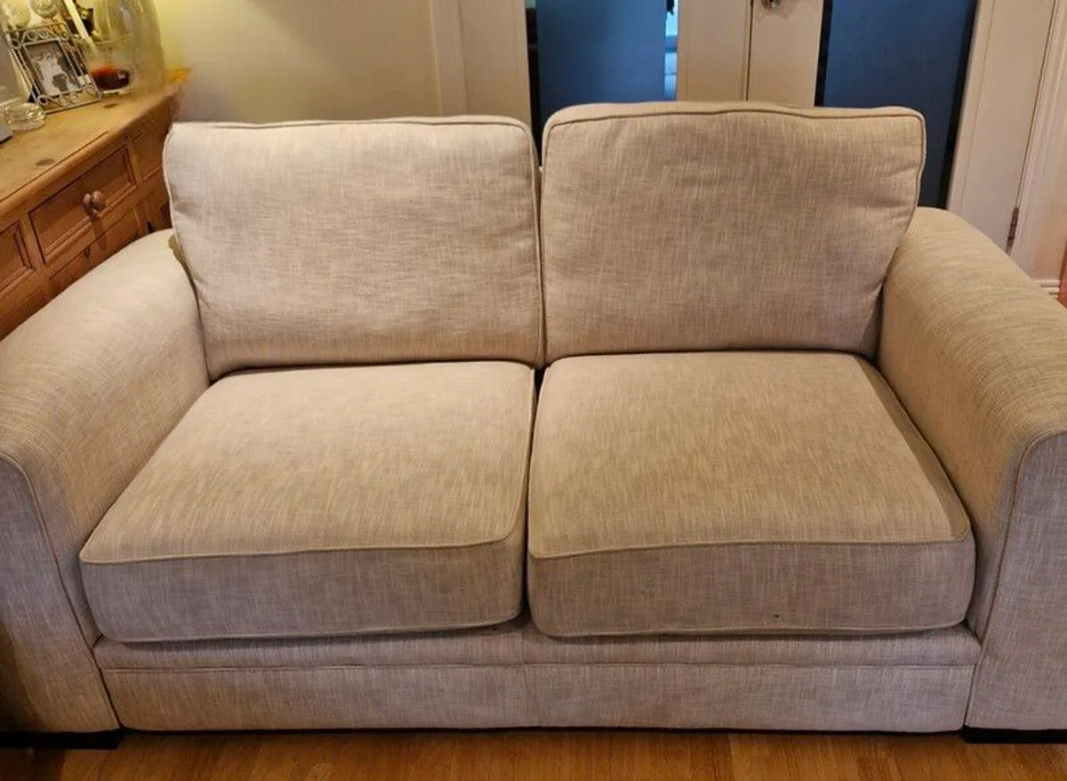 2 & 3 Seater Suite with 2 Armchairs & Footstool - Image 1