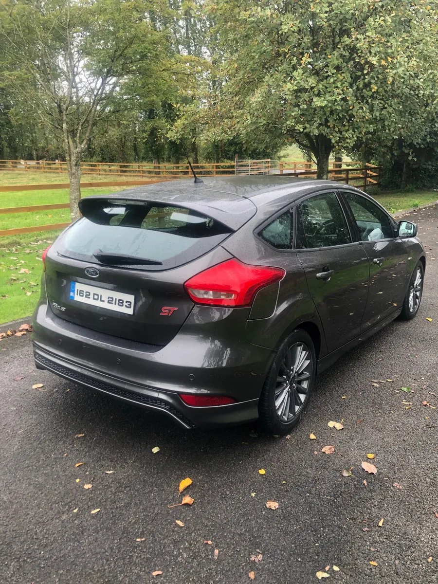2016 Ford Focus St-line 1.5 tdci - Image 3