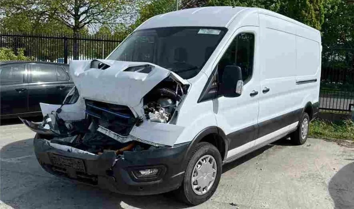 Ford transit electric 2025 - Image 2