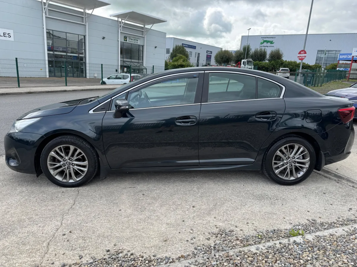 Toyota Avensis 2015 business class 1.6 - Image 4