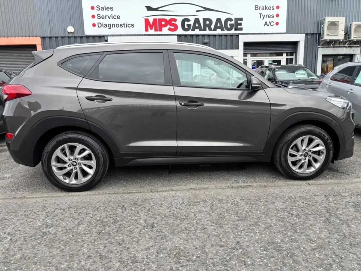 2016 Hyundai Tucson 1.7 Diesel Comfort - Image 1