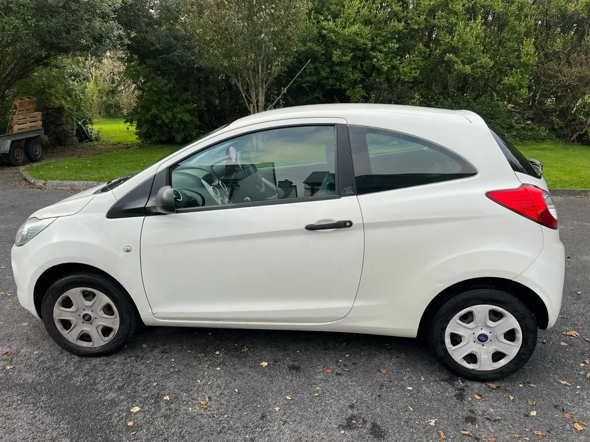 Ford KA 2011 - Image 2