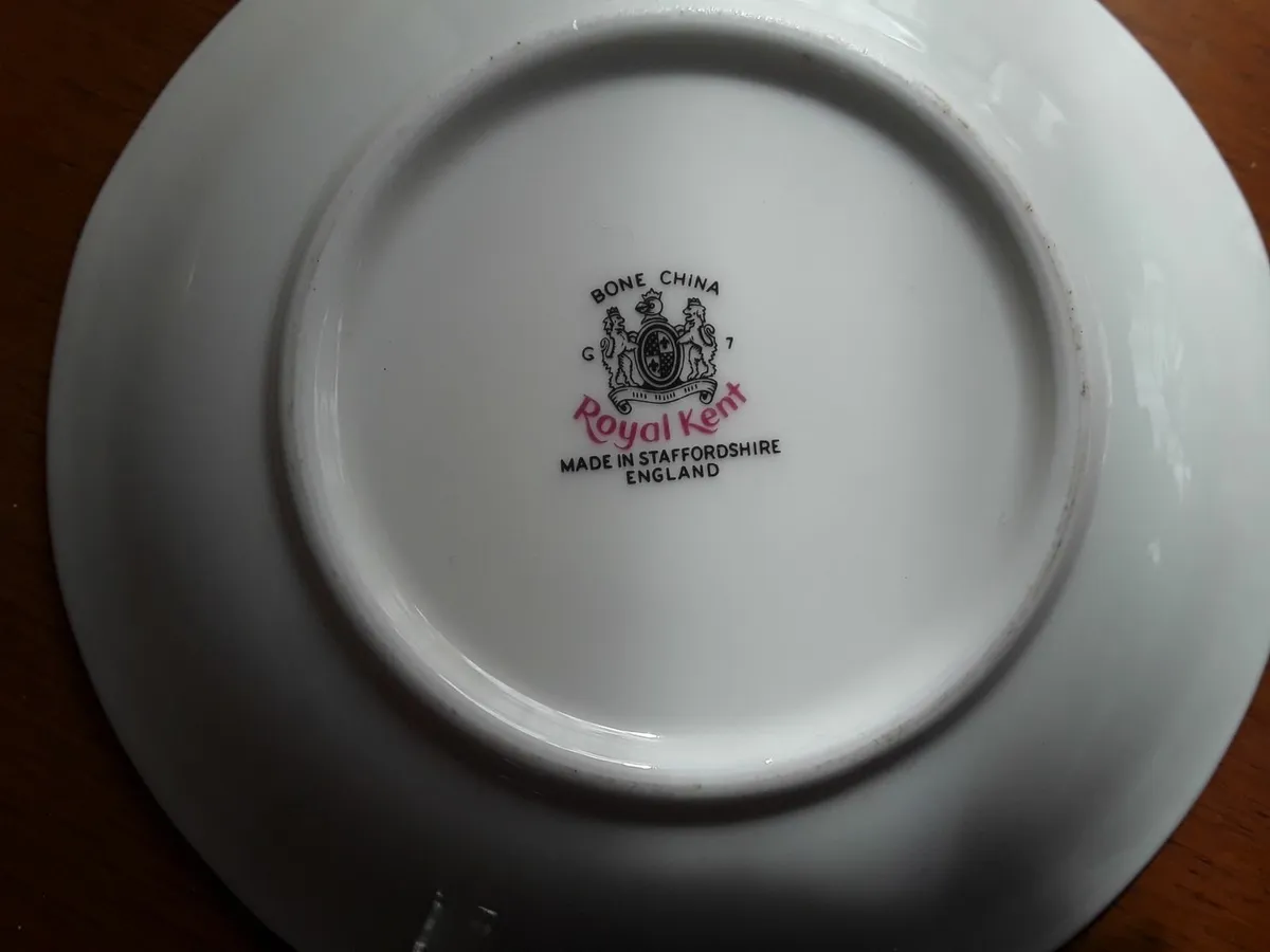 Two lovely small collectible plates - Image 2