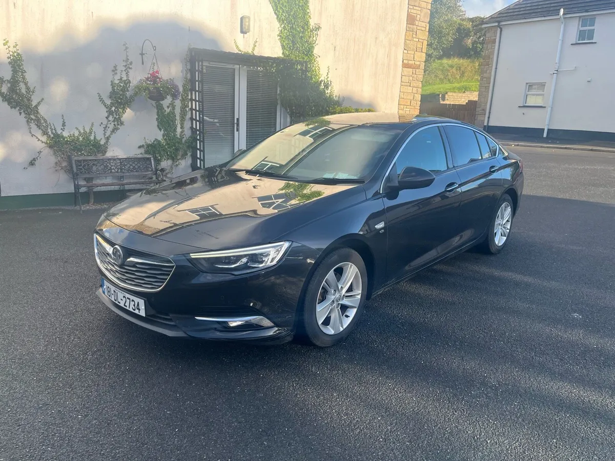 2018 Vauxhall Insignia 1.6 Diesel Elite - Image 1