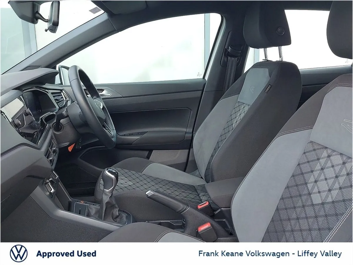 Volkswagen Polo R-line 1.0tsi 95bhp  pure White - Image 4