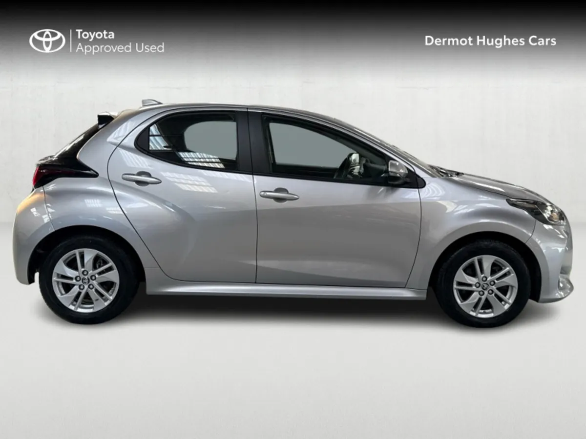 Toyota Yaris yaris hybrid luna - Image 3