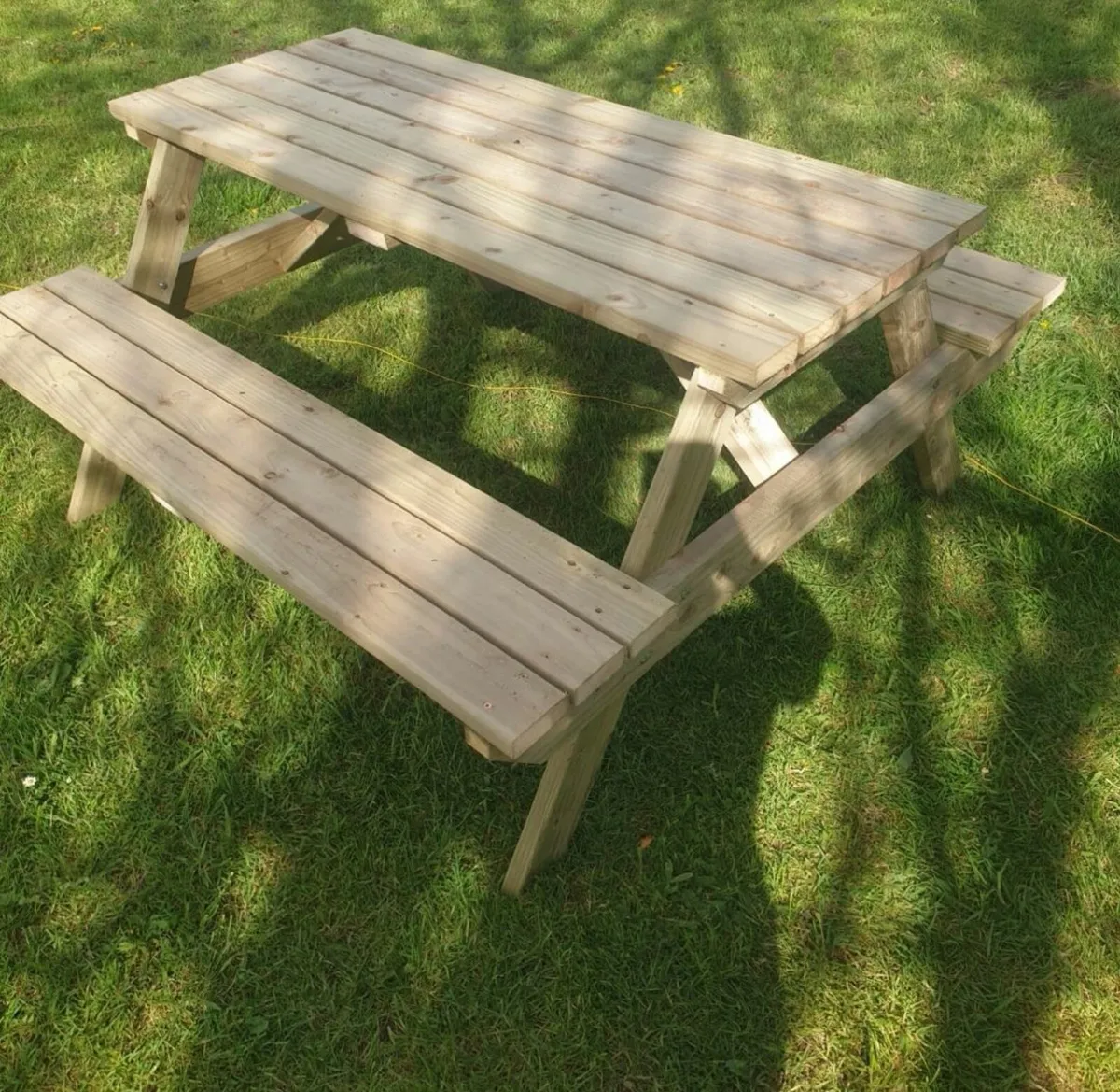 Picnic bench - Image 2