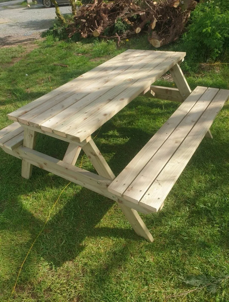 Picnic bench - Image 3