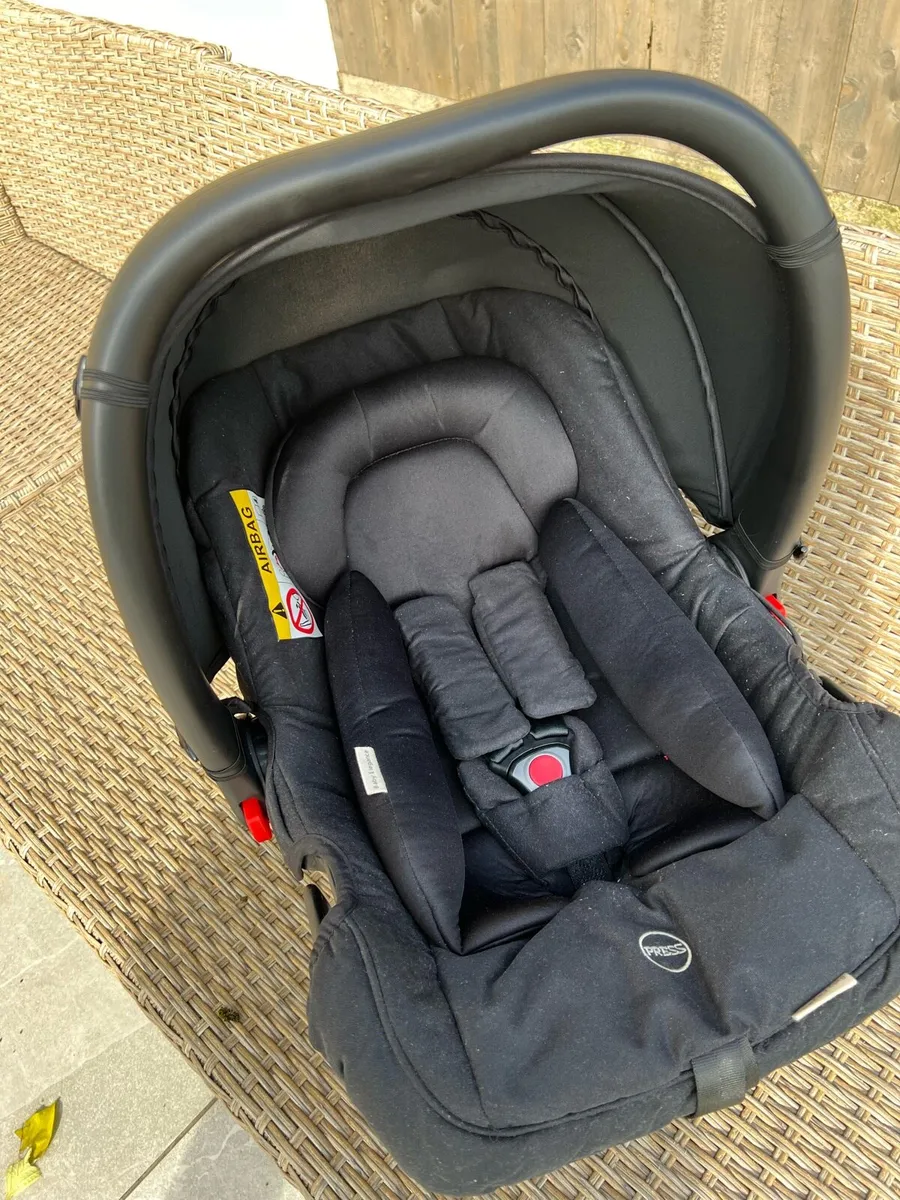 Carseat - Image 2
