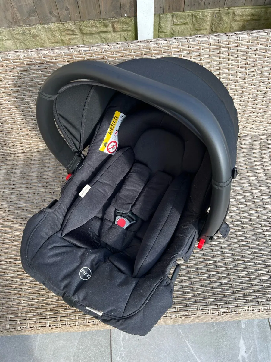 Carseat - Image 3