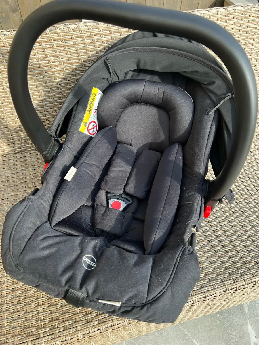 Carseat - Image 4