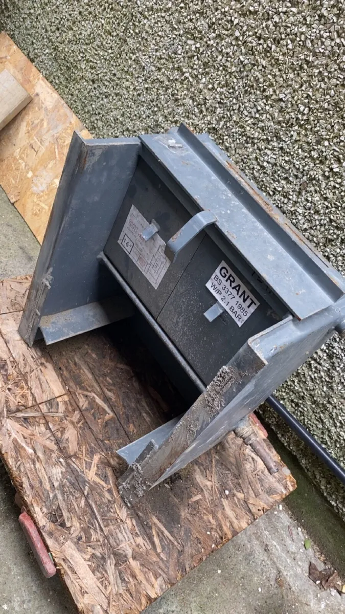 Grant Back boiler - Image 1