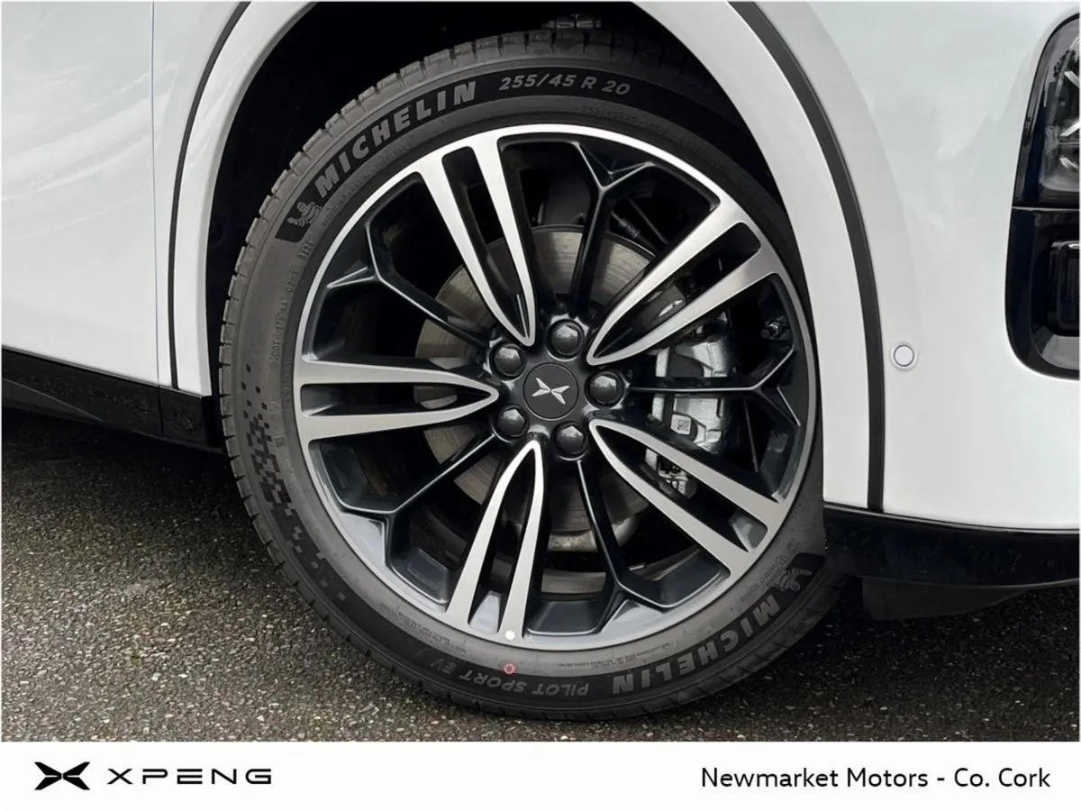 XPENG G6 White Coupe 66kwh Battery With 435 KM Ra - Image 2