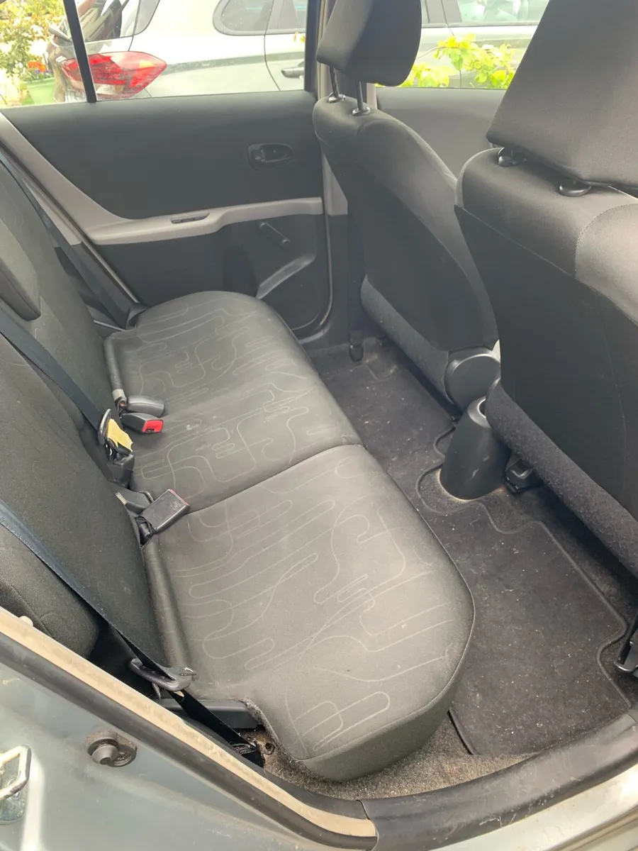 Toyota Yaris - Image 3