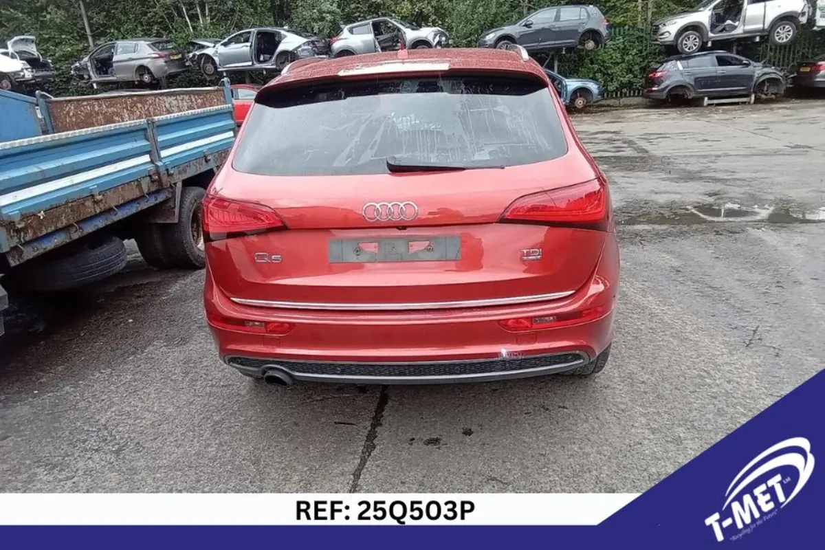 2015 AUDI Q5 BREAKING FOR PARTS - Image 2
