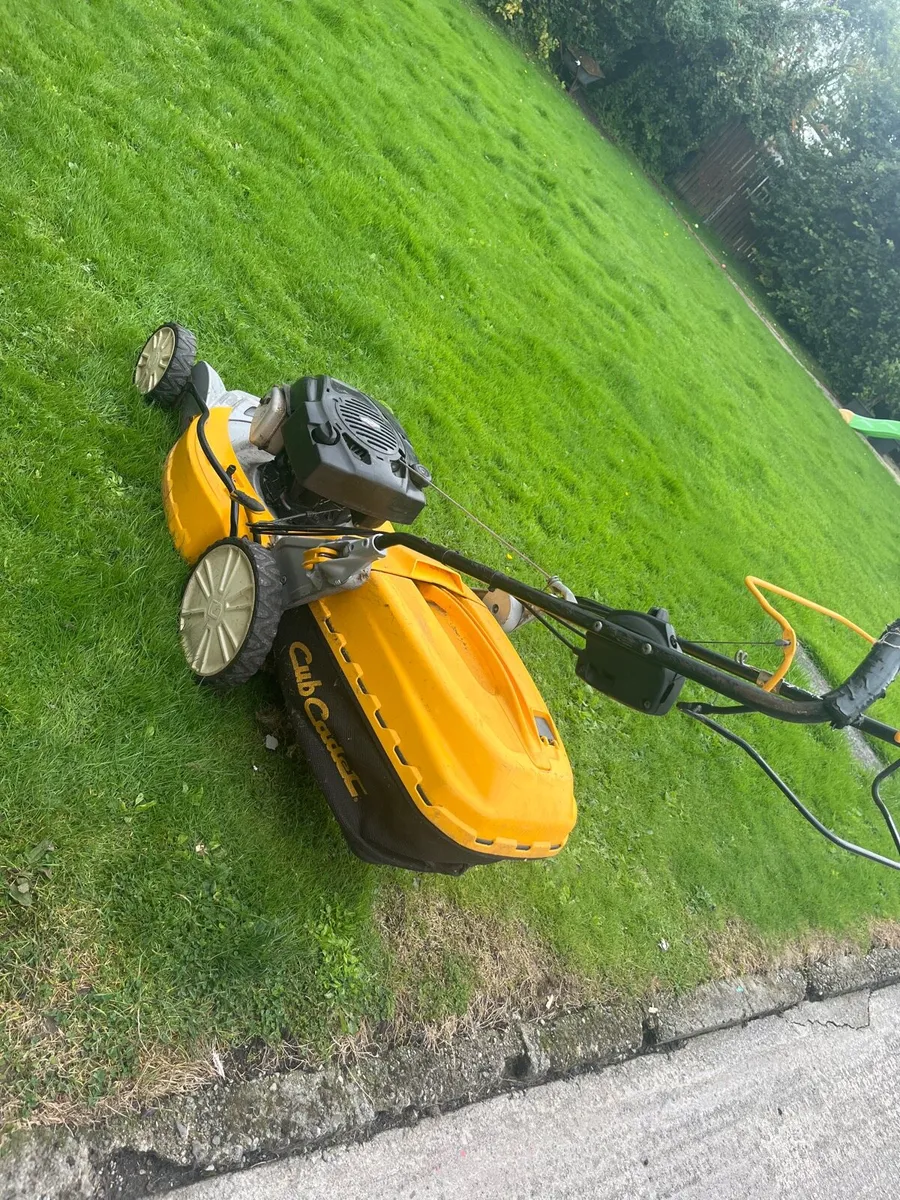 Cub cadet self drive lawn mower - Image 1