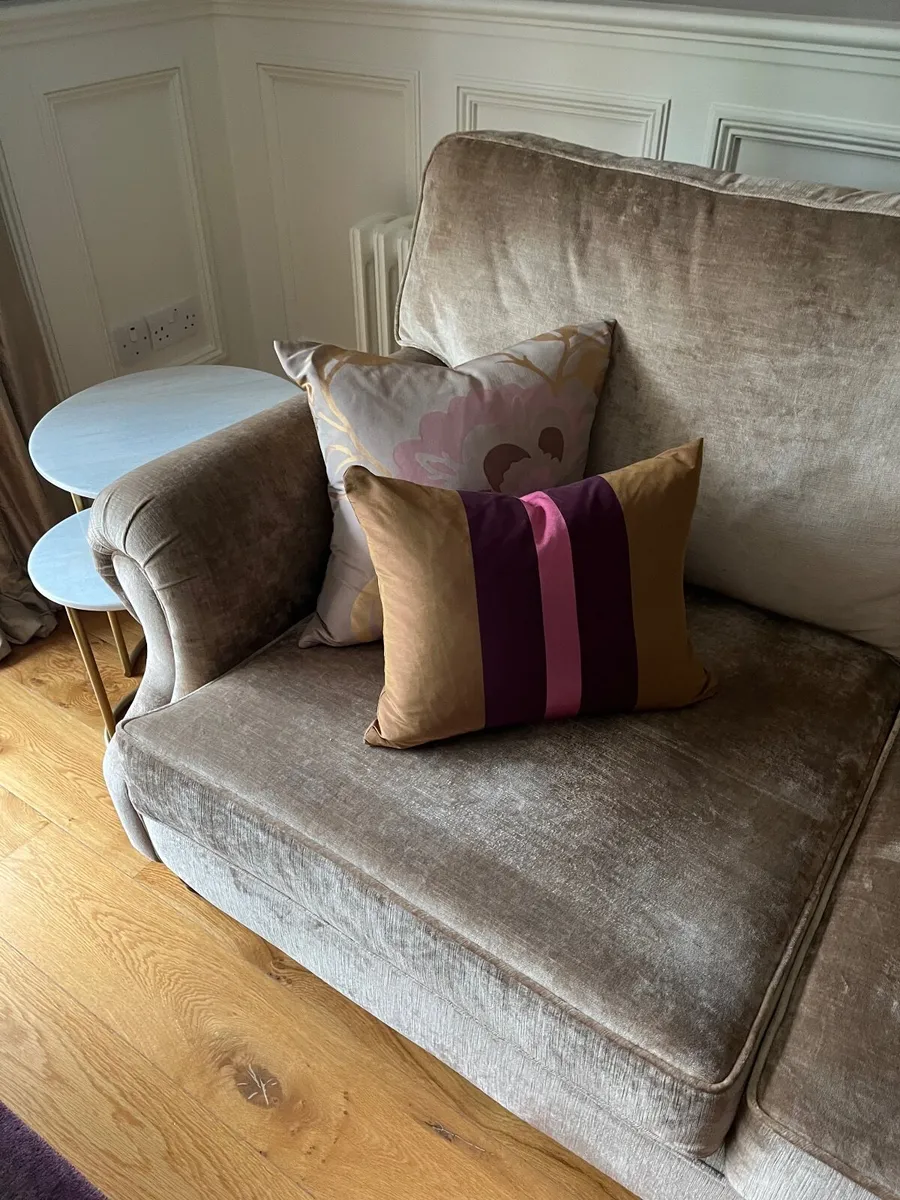 Cushions - Image 3