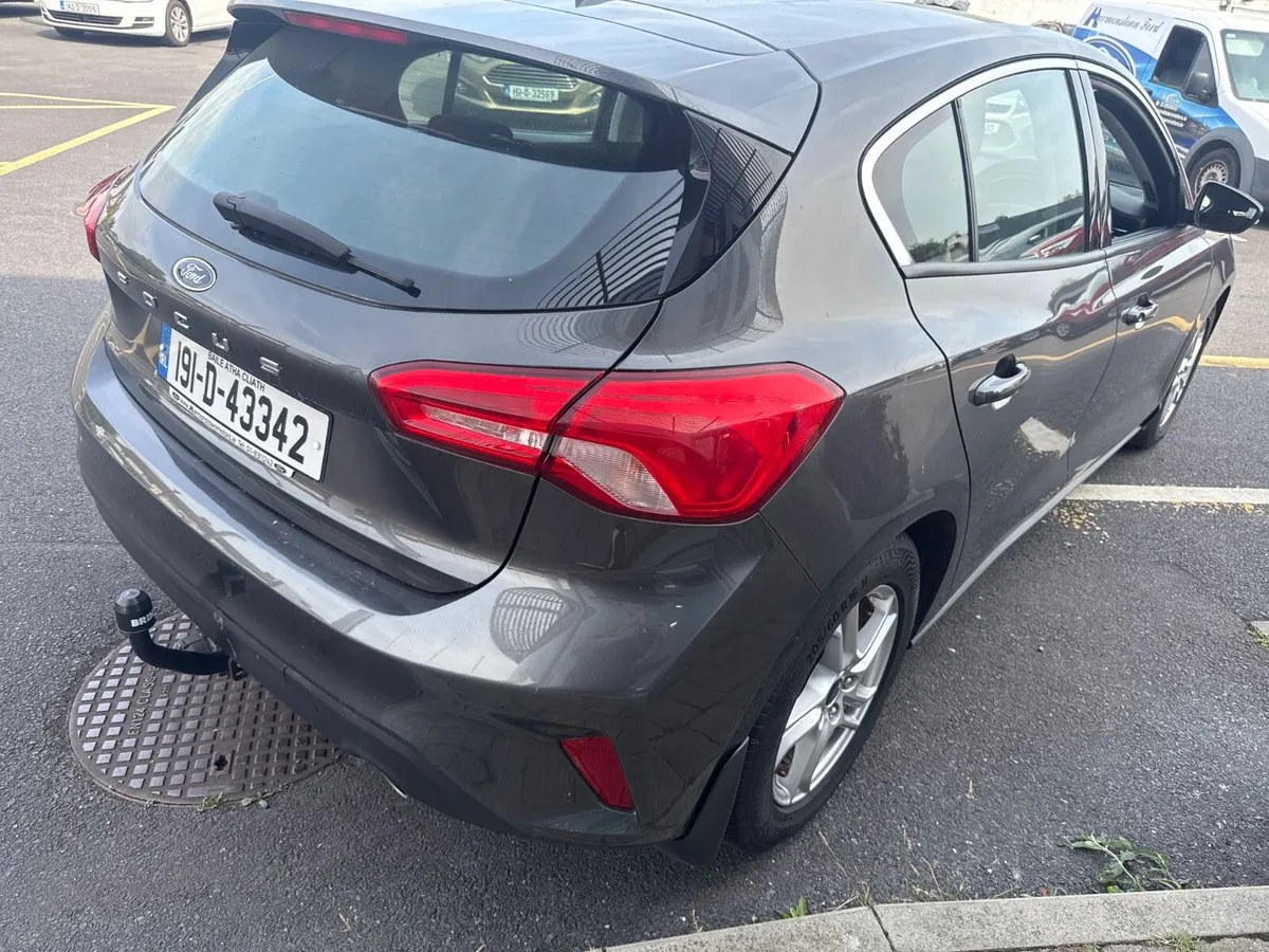 Ford Focus 2019 For Auction!! - Image 4