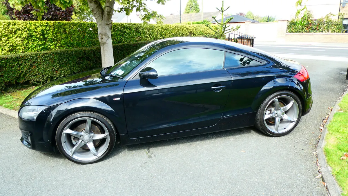 Audi TT 2010 - Image 1