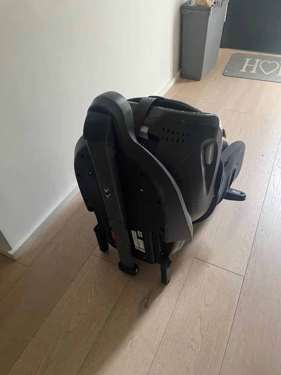 Baby Seat €60 Joie i-spin 360 Good condition - Image 2