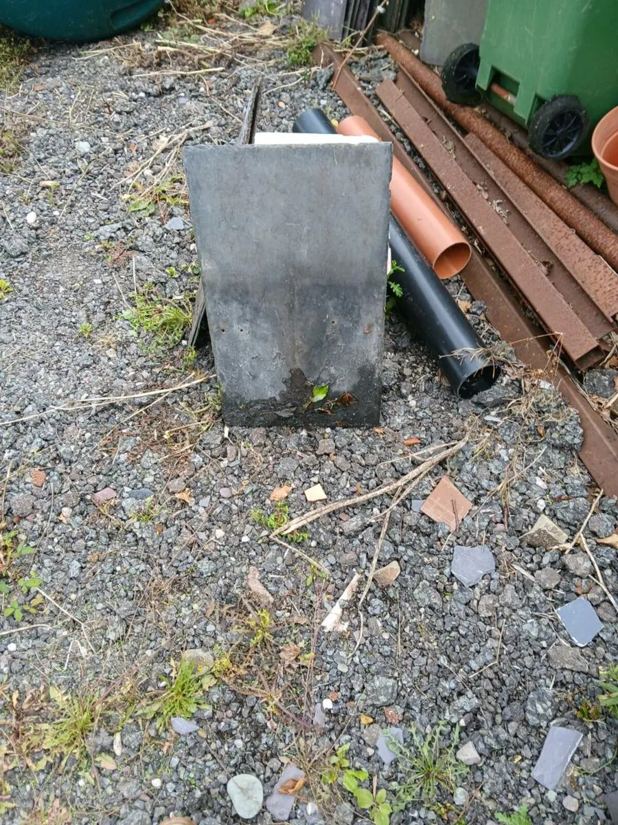 Old slate - Image 1