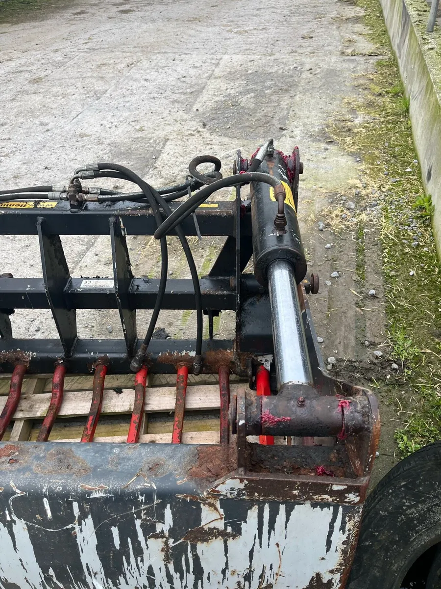 Fleming 4ftx3’’Silage Grab - Image 2