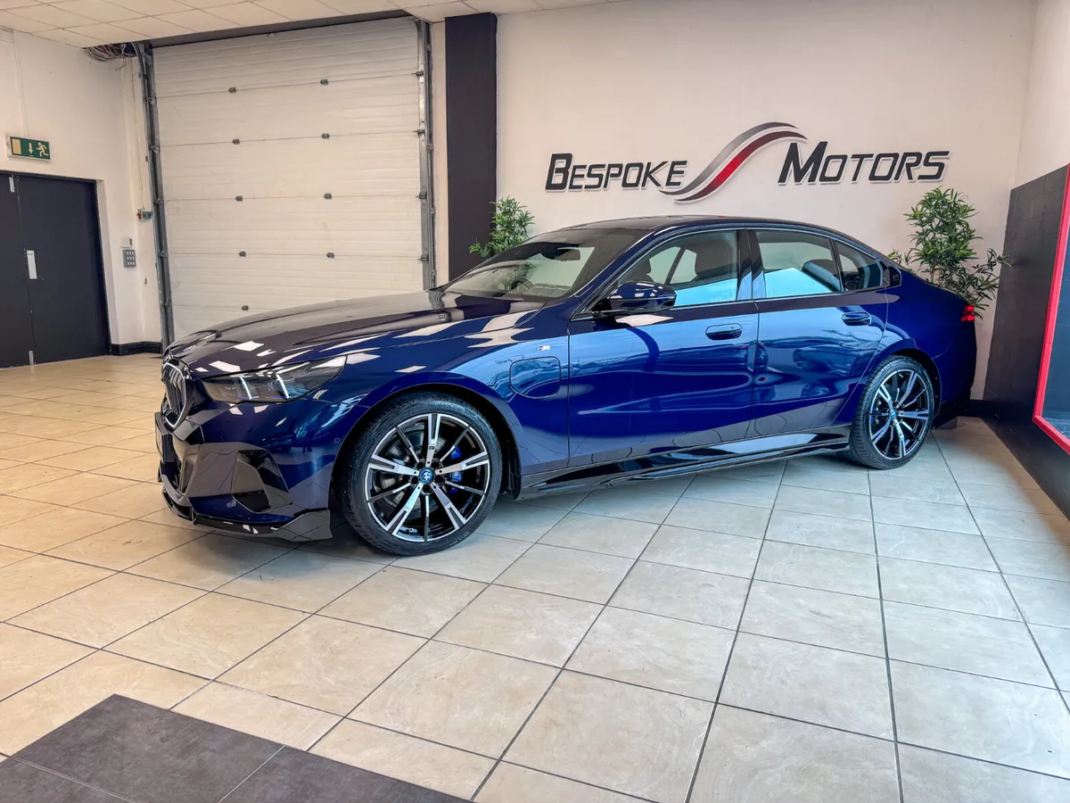 BMW 530E PRO - Image 4