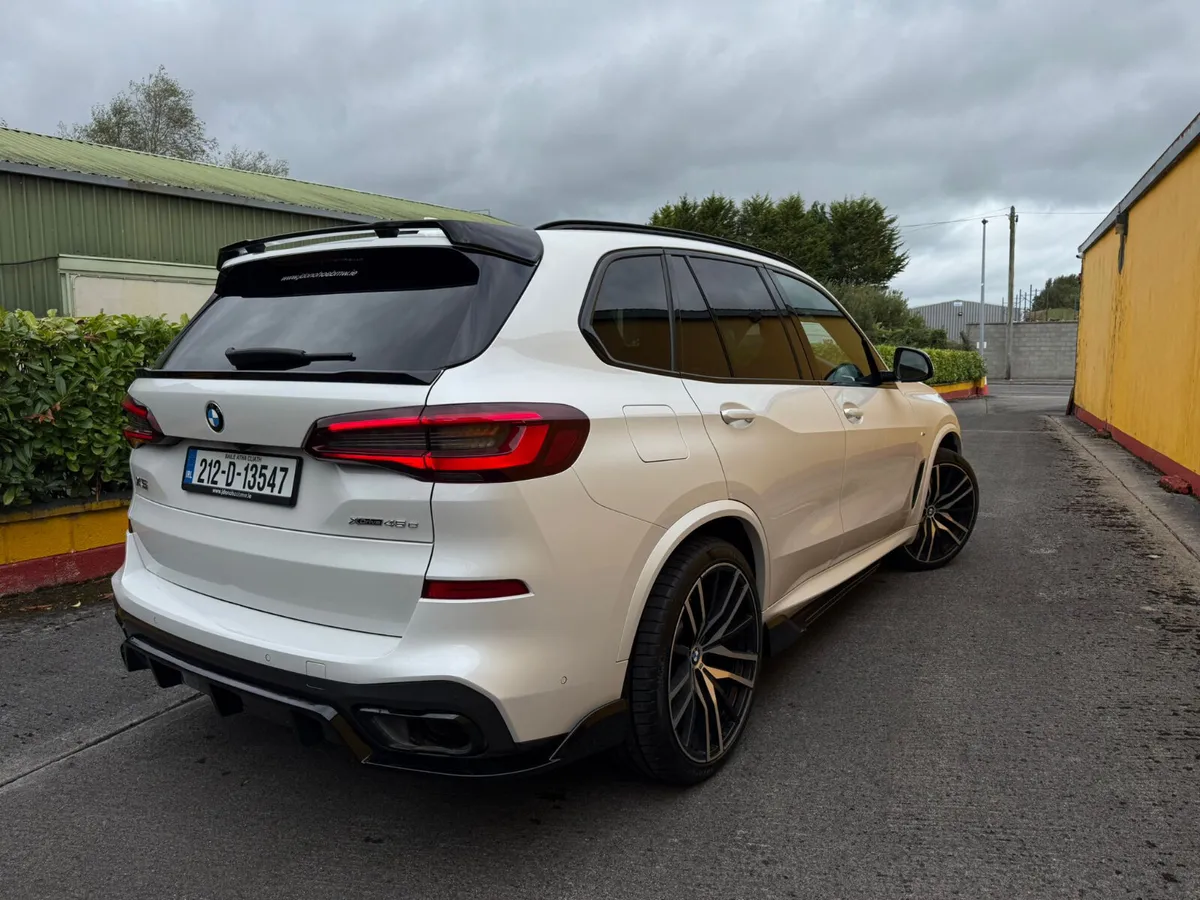 2021 BMW X5 xDrive45e xLine Plug-in Hybrid - Image 3