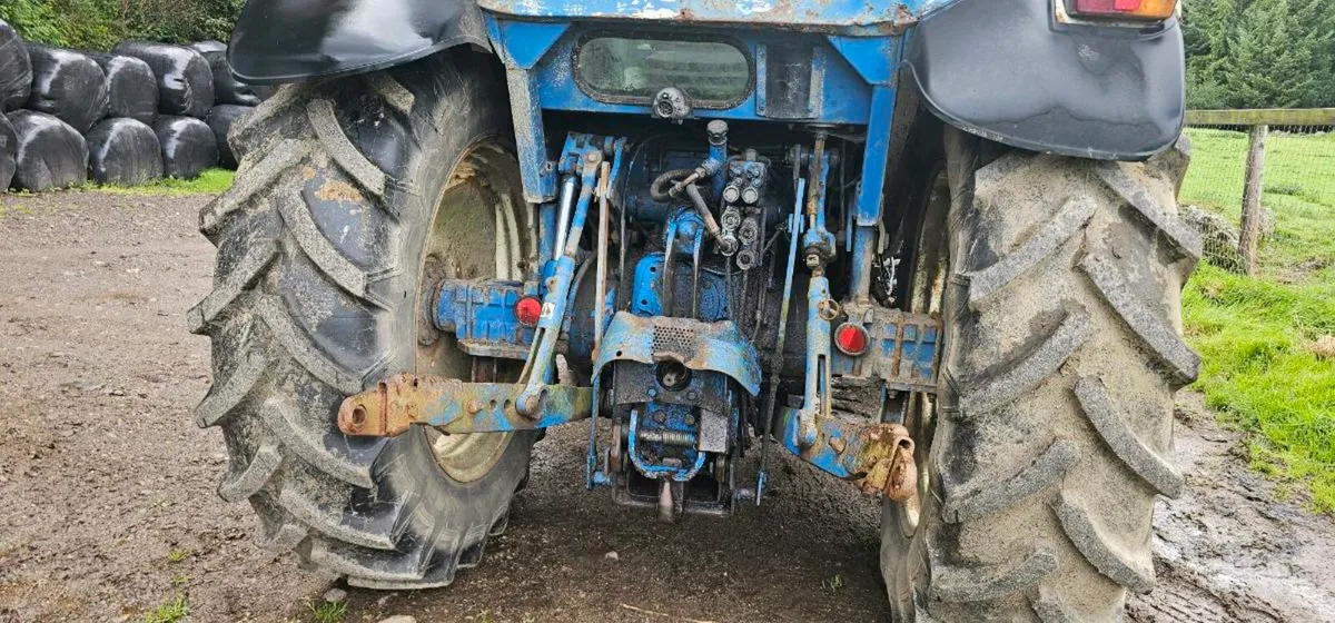 Tractors - Image 2