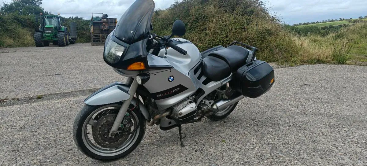 Bmw R1100 RS - Image 1