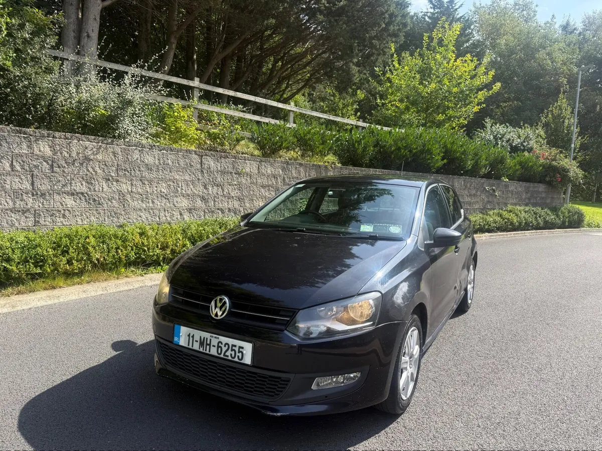 Volkswagen Polo 2011 - Image 2