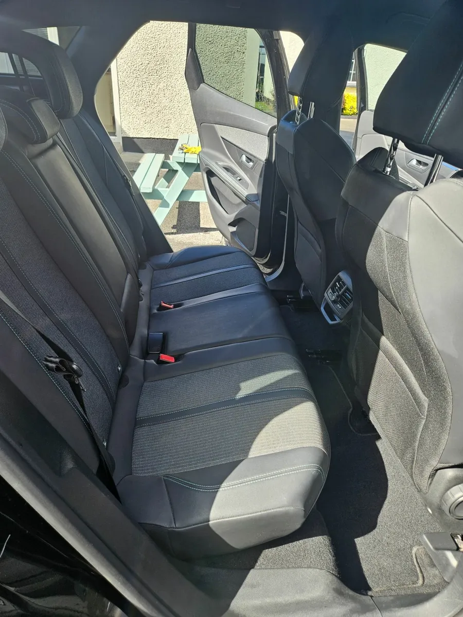 Peugeot 3008 2023 - Image 4