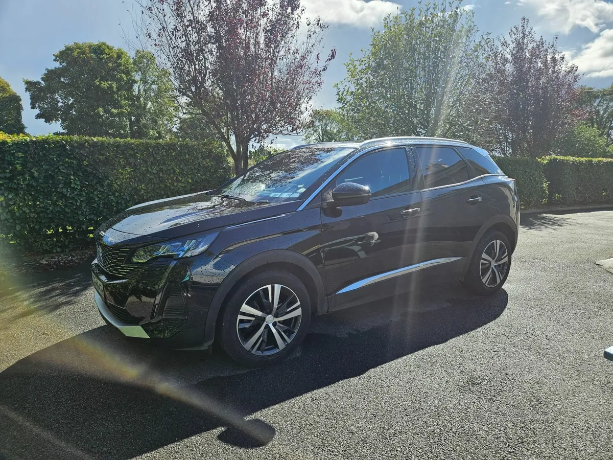 Peugeot 3008 2023 - Image 1