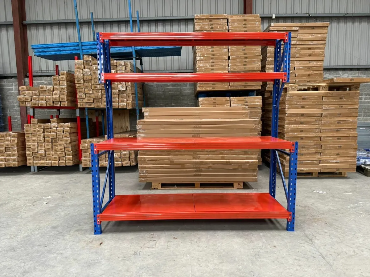 Workbenches / Packing Station - Image 1