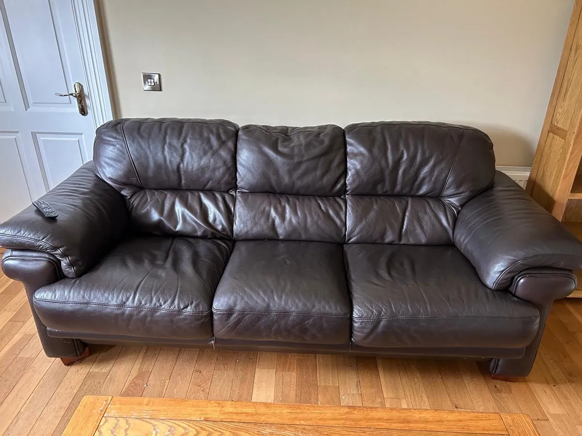 2 seater & 3 seater leather couches - Image 1