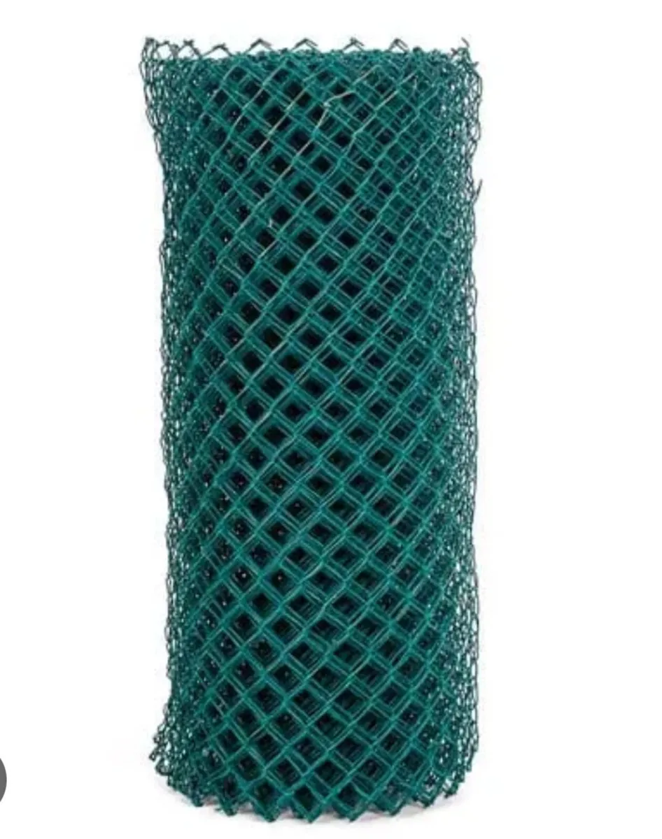 Plastic coated diamond chain-link